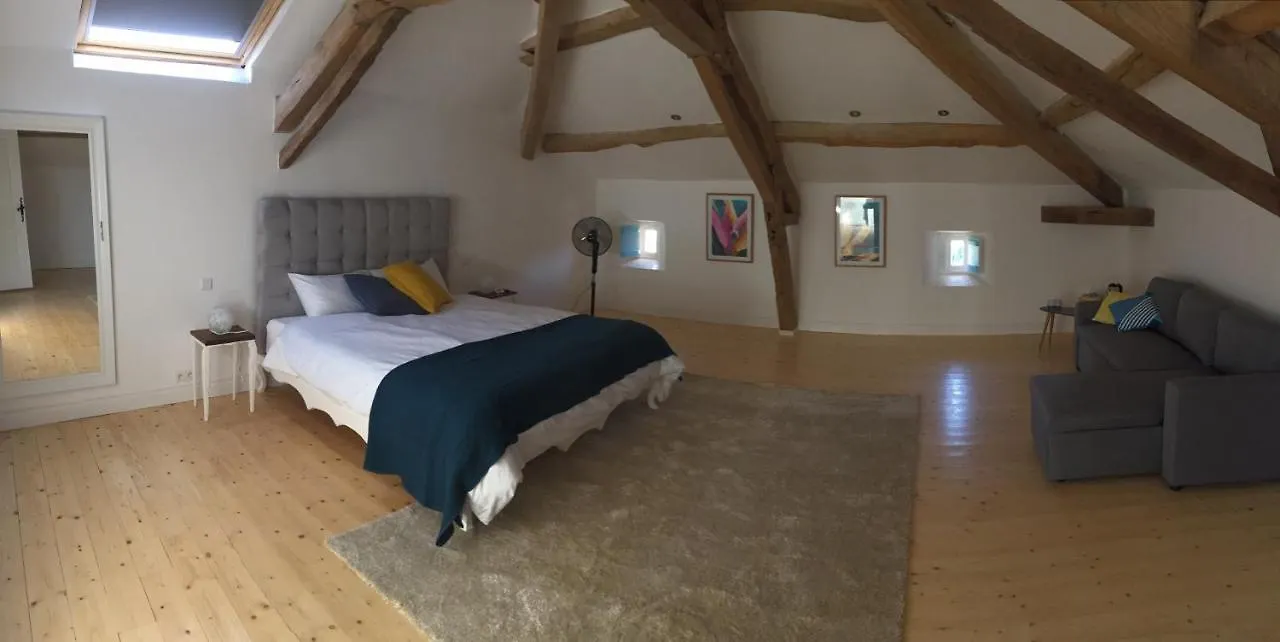 לינה וארוחת בוקר לורדה Lafitole Lodge צרפת